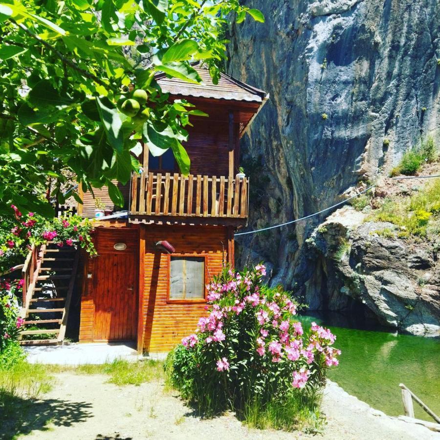 Kapuzbasi Selalesi Bastuerk Dinlenme Tesisleri Hotel Buyukcakir Ngoại thất bức ảnh
